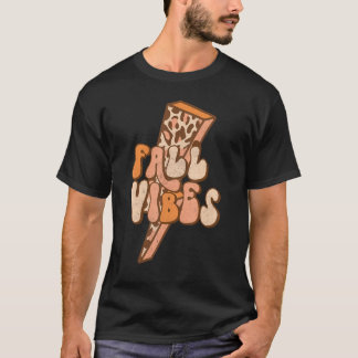 Retro Leopard Lightning Bolt Fall Vibes  Autumn Le T-Shirt