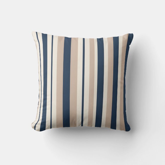 retro lines pattern cushion (Front)