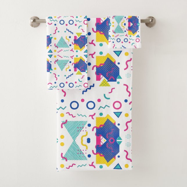 Retro Memphis Geometric Pattern Bath Towel Set (Insitu)