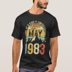 Retro Mens 40th Birthday 40 Years Awesome May 198 T-Shirt