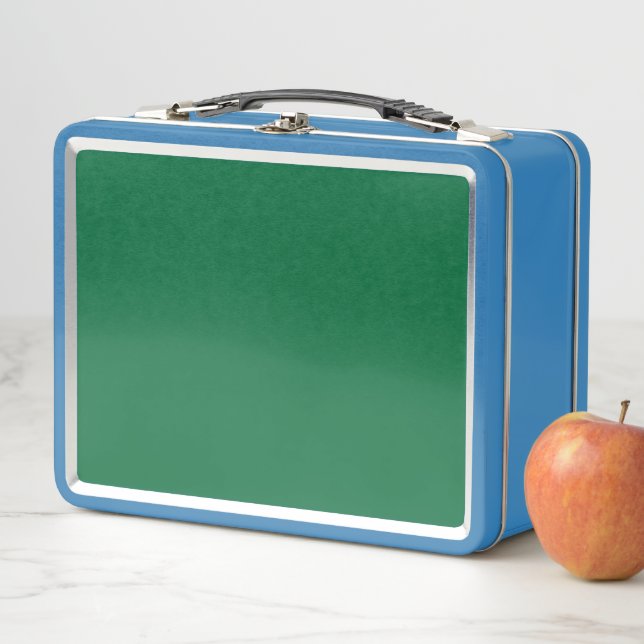 Retro Metal Lunchbox | Cool Minimalist Style (In Situ)