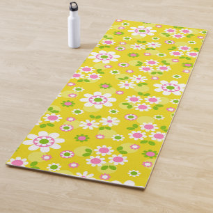 Retro Mod Flowers Yellow & White Yoga Mat