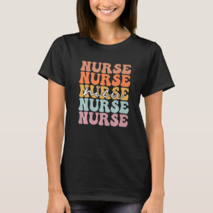 Retro NICU Nurse ICU Leopard Cute NICU Nurse Nursi T-Shirt
