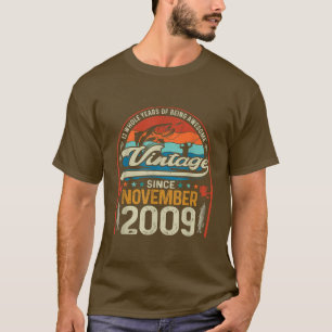 Retro November 2009 13 Year Old Fishing Lover 13th T-Shirt