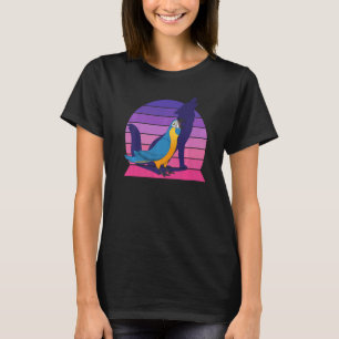 Retro Parrot I Howling Wolf I Screaming Blue Macaw T-Shirt