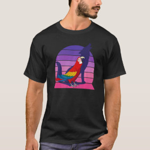 Retro Parrot I Howling Wolf I Screaming Scarlet Ma T-Shirt