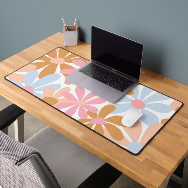 Retro Pastel Groovy Daisy Flower Pattern Desk Mat (Office 2)