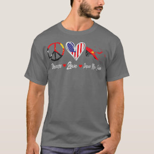 Retro Peace Love Papua New Guinea American Flag Pa T-Shirt