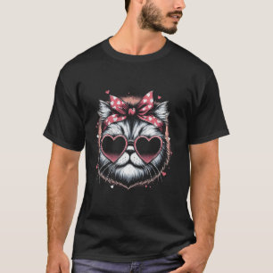 Retro Persian Cat Wearing Glasses Design for Cat L T-Shirt