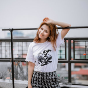 Retro Pin-Up Dragon Tee !