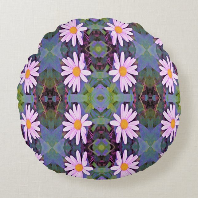 Retro Pink Daisy Flower Pattern Round Cushion (Front)