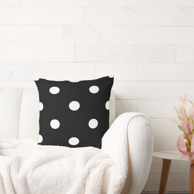 Retro Polka Dot Design – Vintage Aesthetic Cushion (Couch)