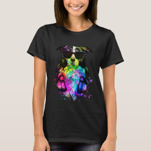 Retro Pop Border Collie Dog Portrait with Headphon T-Shirt