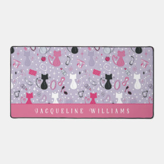 Retro Purple Heart Cats  Desk Mat