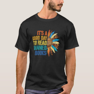 Retro Read Banned Books Librarian Freedom Reader N T-Shirt
