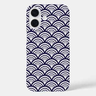 Retro Scallop Scale Arch Deep Navy iPhone 16 Case