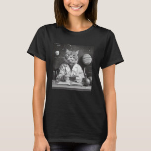 Retro Science Cat - STEM - Curiosity Cat Lab - Qua T-Shirt