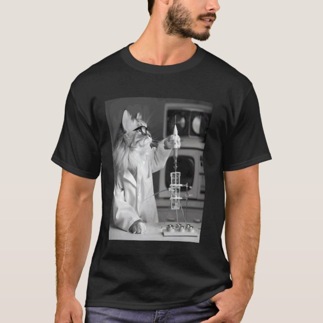 Retro Science Cat - STEM - Curiosity Cat Lab - Qua T-Shirt (Front)
