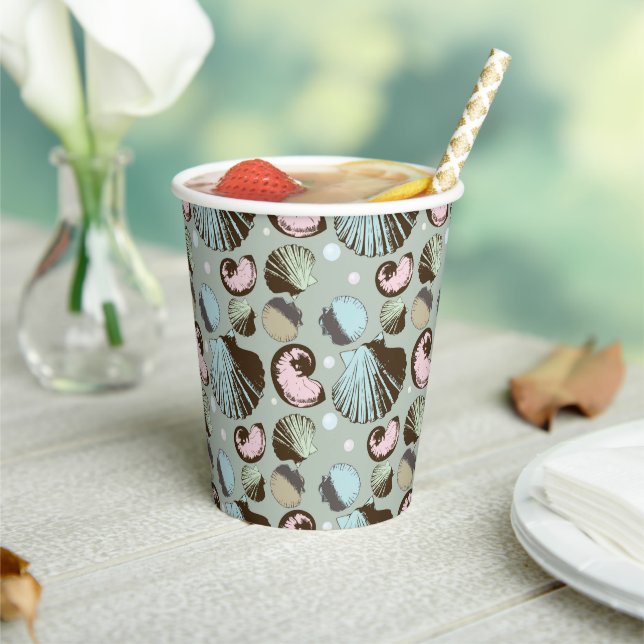 Retro Seashell Pattern Paper Cups (Insitu)