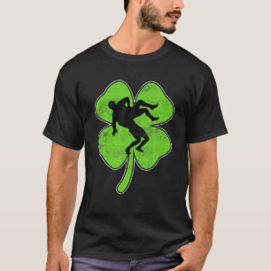 Retro Shamrock Wrestling Sport St. Patrick's Day C T-Shirt