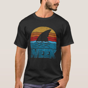 Retro Shark Fin Week 2025 Shark Lover Ocean Wildli T-Shirt