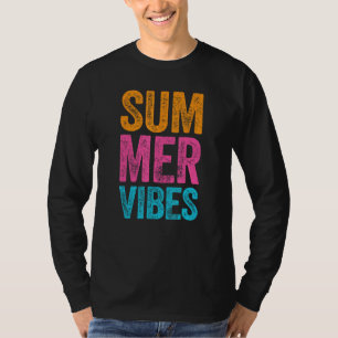 Retro Summer Vibes Funny Beach Vacation Quotes Gir T-Shirt