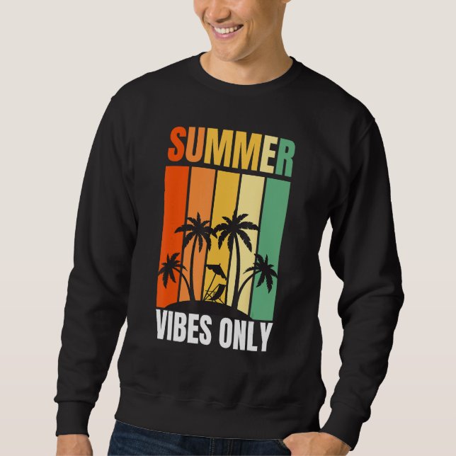 Retro Summer Vibes Vintage Rays Beachy Vibes Sweatshirt (Front)
