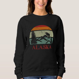 Retro Sunset Mountains and Grizzly Bear Alaska Sou Sweatshirt