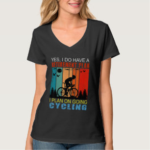 Retro Sunset Slogan Retirement Plan I Plan On Goi T-Shirt