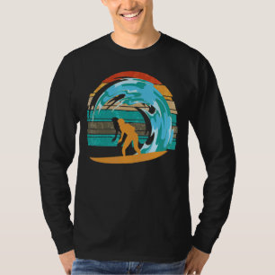 Retro Surfboard Ocean Surfer Waves Sport Summer Su T-Shirt