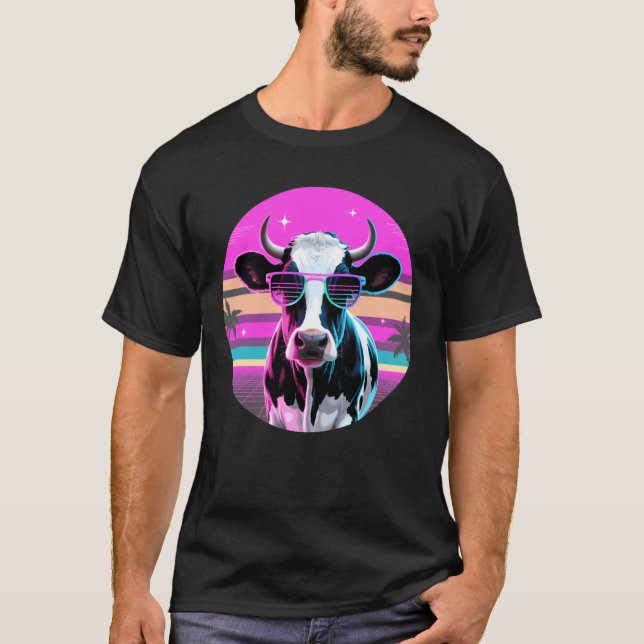 Retro Synthwave Cow Sunglasses Cattle T-Shirt (Front)