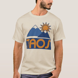 Retro Taos 70s/80s Style Skiing Mountain Peaks T-Shirt