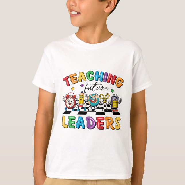 Retro Teaching Future Leaders Groovy Teacher Back  T-Shirt (Front)