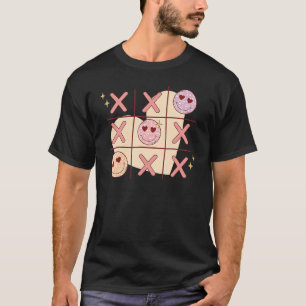 Retro Tic Tac Toe Happy Face Heart Love  Valentine T-Shirt