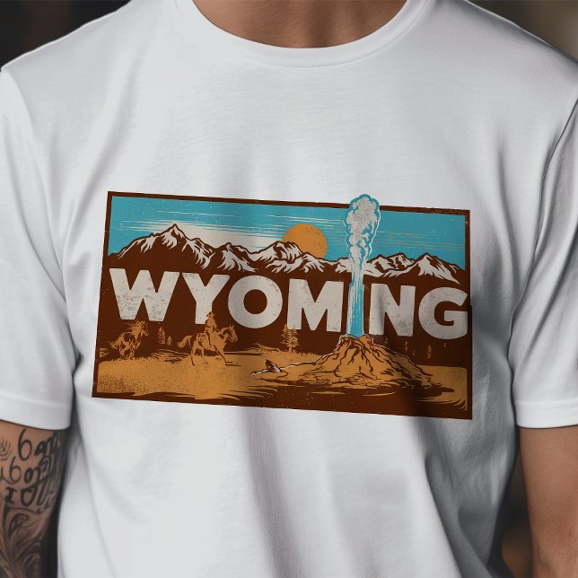 Retro Travel Iconic Wyoming Graphic T-Shirt (Creator Uploaded)