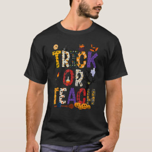 Retro Trick Or Teach Teacher Halloween Costume Men T-Shirt