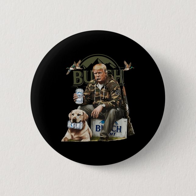 Retro Trump Hunting Deer Funny Beer Drinking Beer  6 Cm Round Badge (Front)