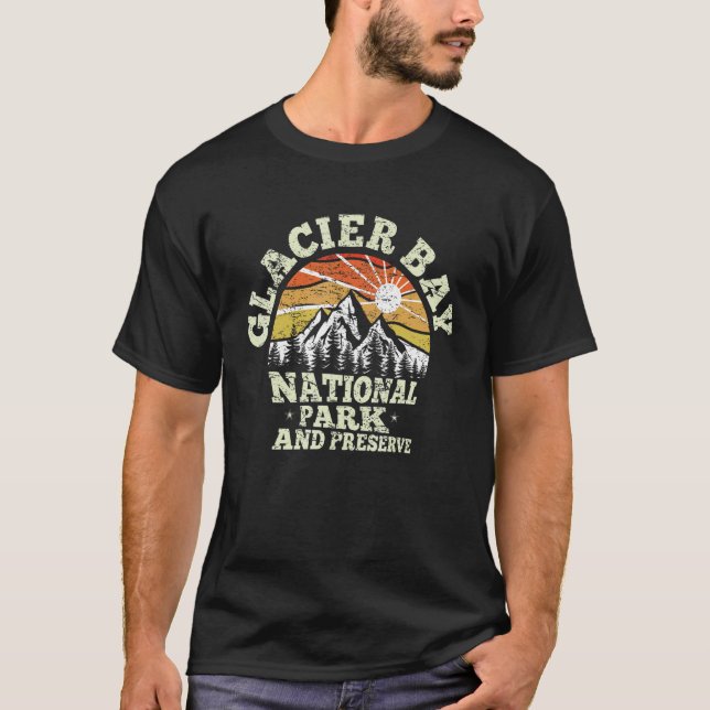 Retro US Alaska 1980 Glacier Bay National Park and T-Shirt (Front)