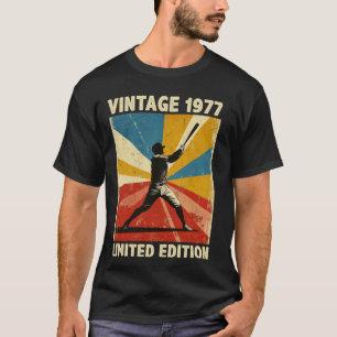 Retro Vintage 1977 Baseball Lover Limited Edition T-Shirt