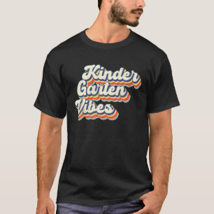 Retro Vintage Back To School Teachers Kindergarten T-Shirt