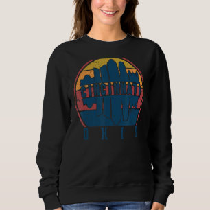 Retro Vintage Cincinnati Ohio Downtown City Skylin Sweatshirt