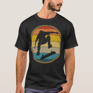 Retro Vintage Long Board Skateboarding Design T-Shirt
