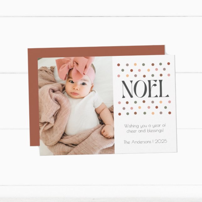 Retro Vintage Noel Holiday Card (Creator Uploaded)