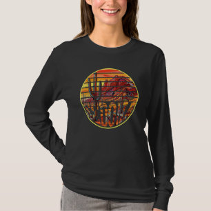 Retro Vintage Sedona Arizona Hiking Sunset Dawn T-Shirt