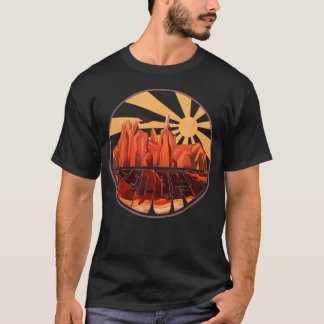Retro Vintage Sedona Arizona Hiking Sunset T-Shirt