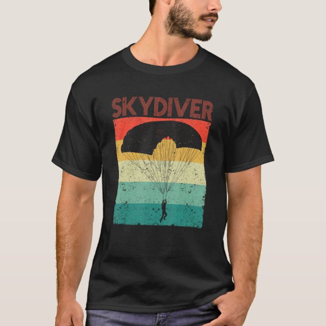 Retro Vintage Skydiver Skydiving Lover Parachuting T-Shirt (Front)
