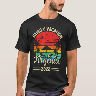Retro Vintage Style Family Vacation 2022 Virginia T-Shirt