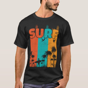 Retro Vintage Surfing Surfer Summer Palm Tree Fami T-Shirt