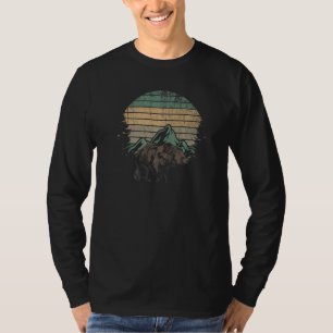 Retro Wildlife Mountains Brown Bear Forest Animal T-Shirt