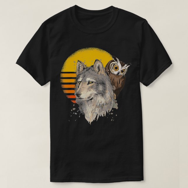 Retro Wolf Wildlife Forest Nature Animal Gift Wise T-Shirt (Design Front)